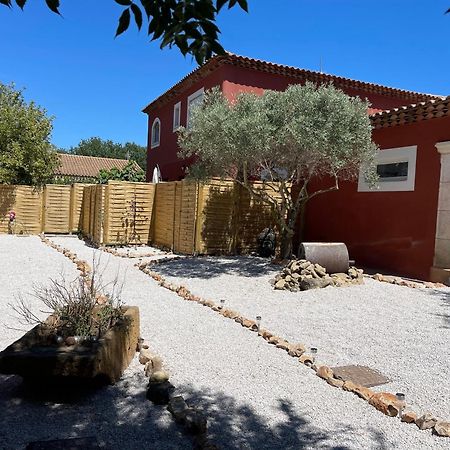 La Casa Bella Aparthotel Gignac-la-Nerthe Εξωτερικό φωτογραφία