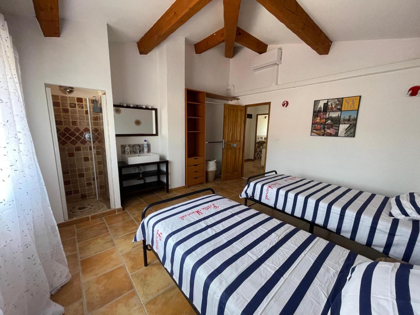 La Casa Bella Aparthotel Gignac-la-Nerthe Εξωτερικό φωτογραφία