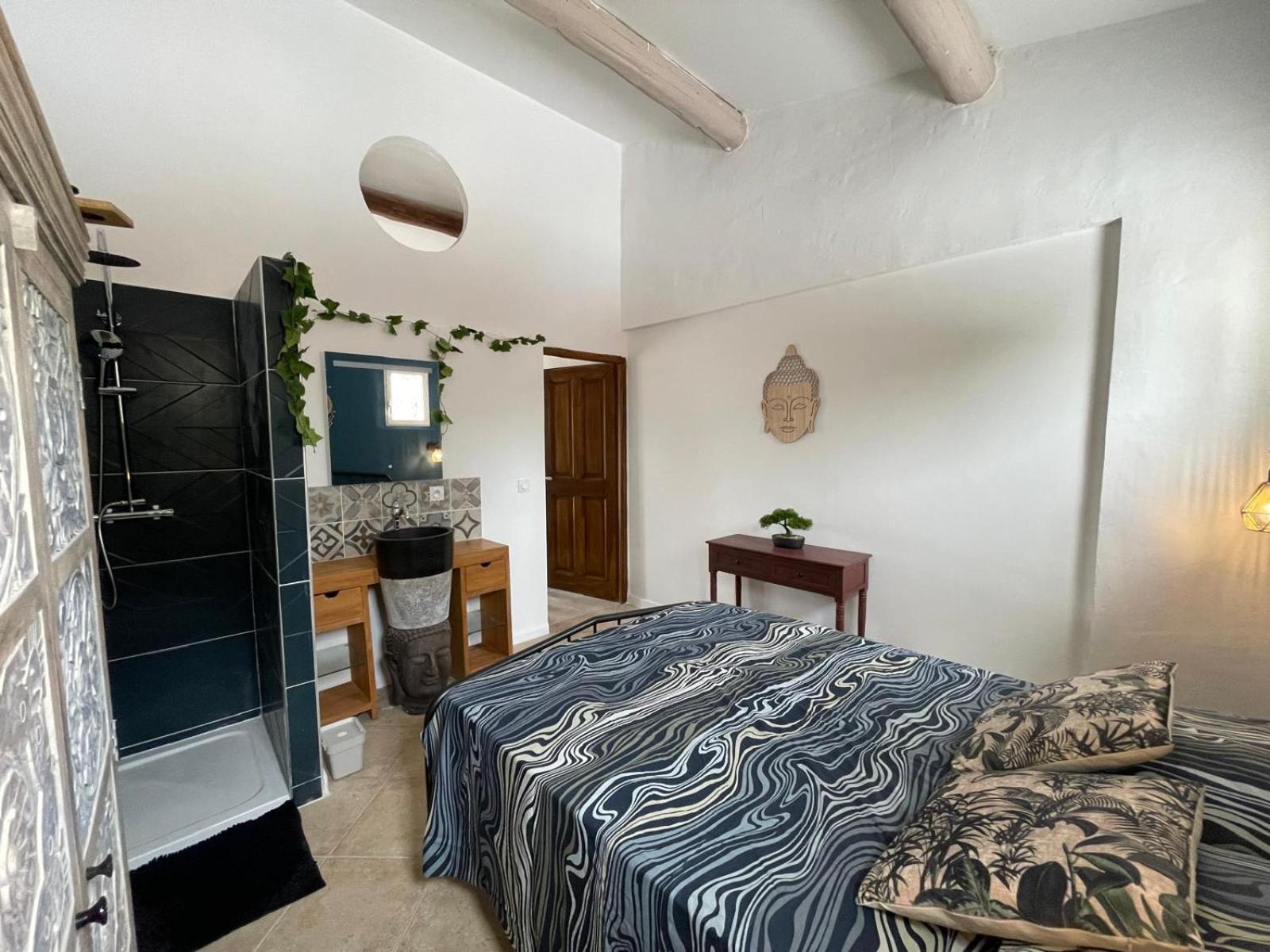 La Casa Bella Aparthotel Gignac-la-Nerthe Εξωτερικό φωτογραφία