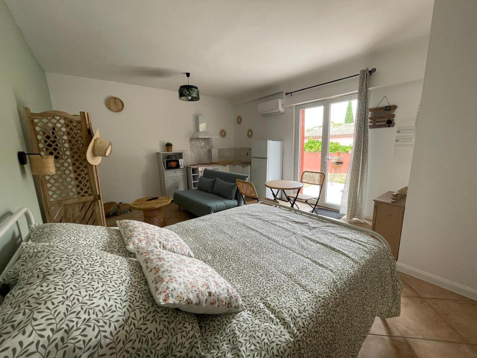 La Casa Bella Aparthotel Gignac-la-Nerthe Εξωτερικό φωτογραφία