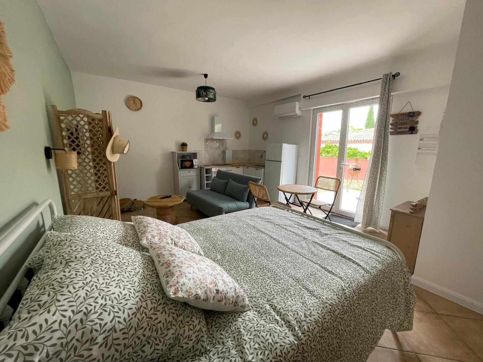 La Casa Bella Aparthotel Gignac-la-Nerthe Εξωτερικό φωτογραφία